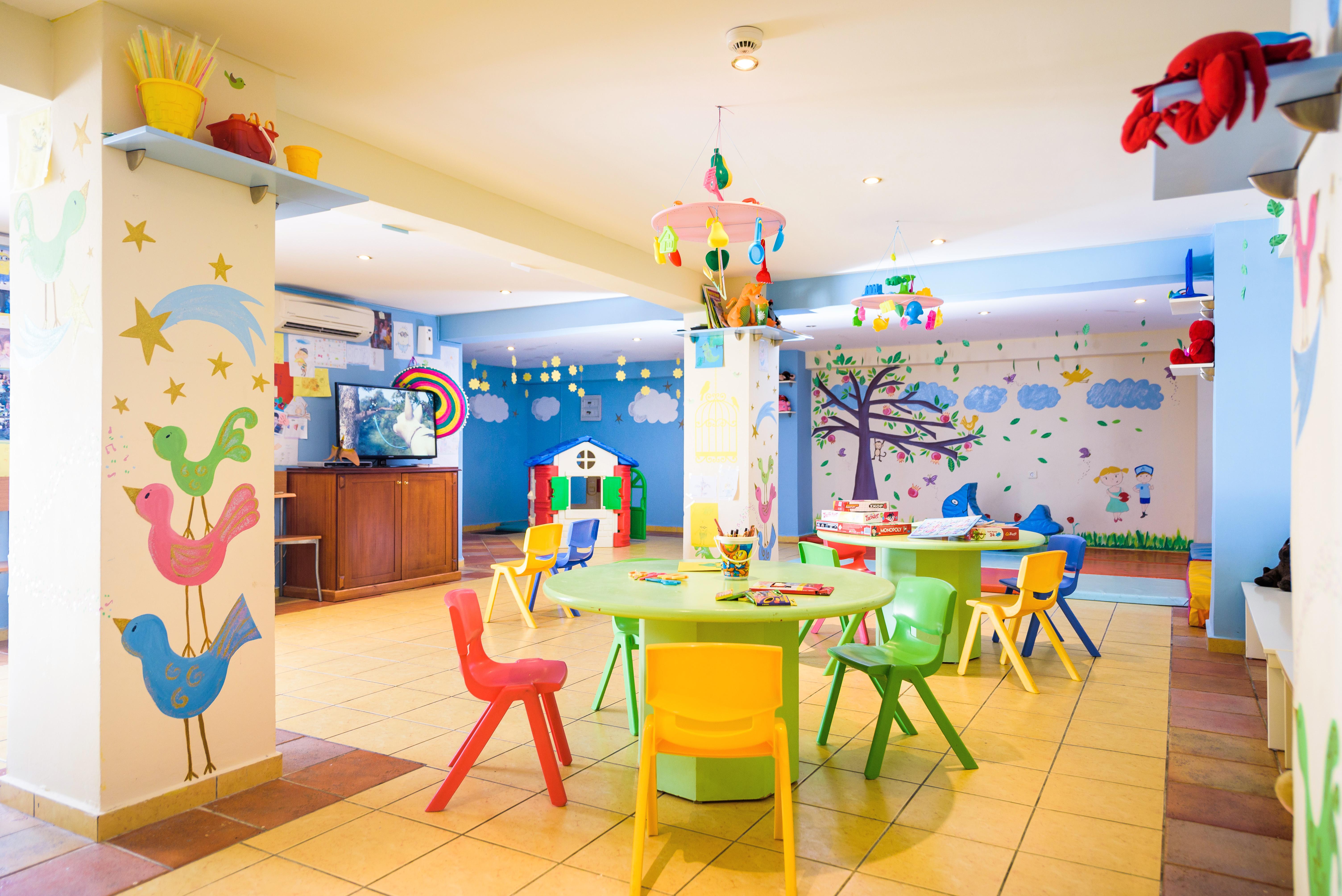 Minos Imperial Luxury Beach Resort & Spa Milatos Esterno foto A nursery in Greece