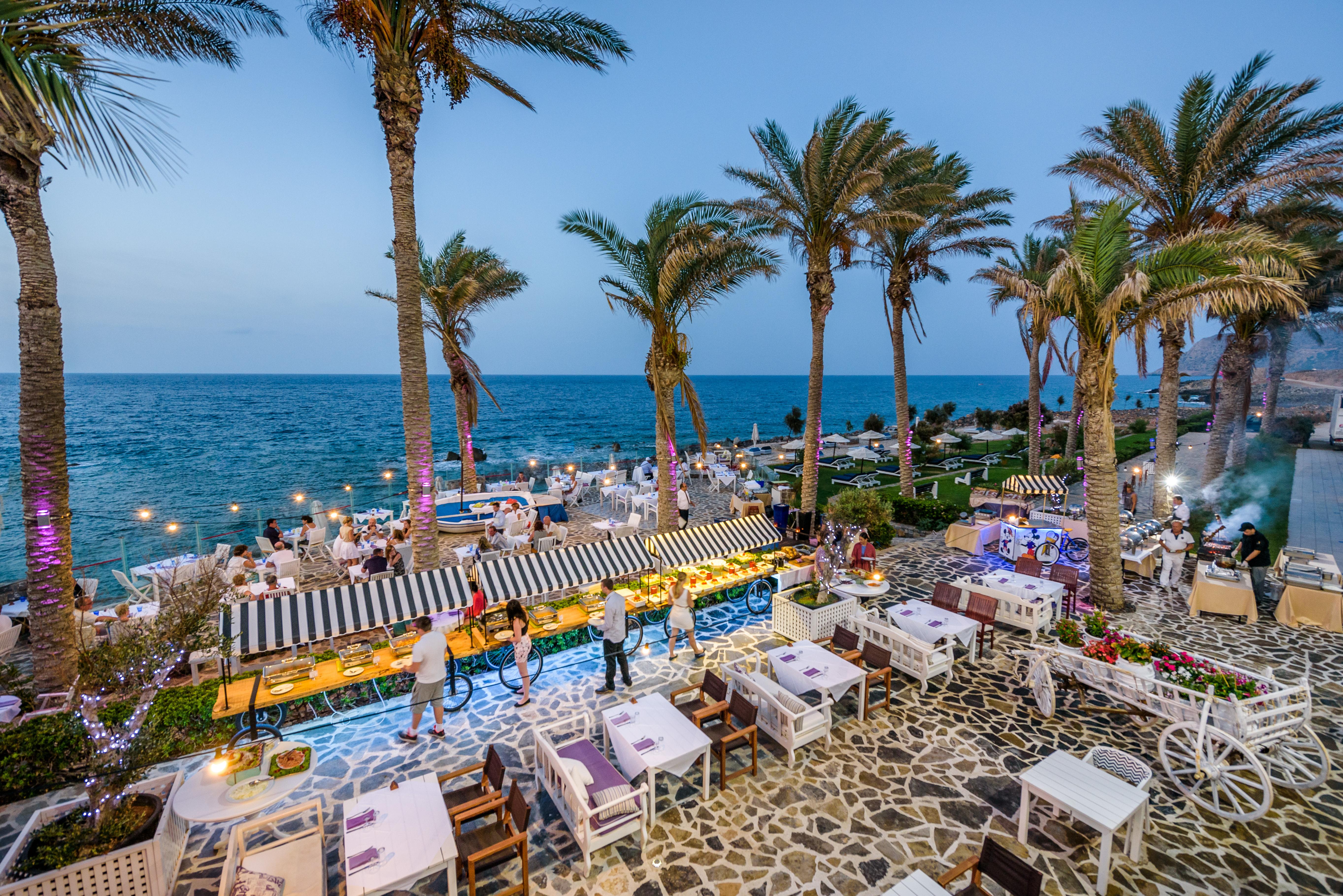 Minos Imperial Luxury Beach Resort & Spa Milatos Esterno foto The beach at the resort