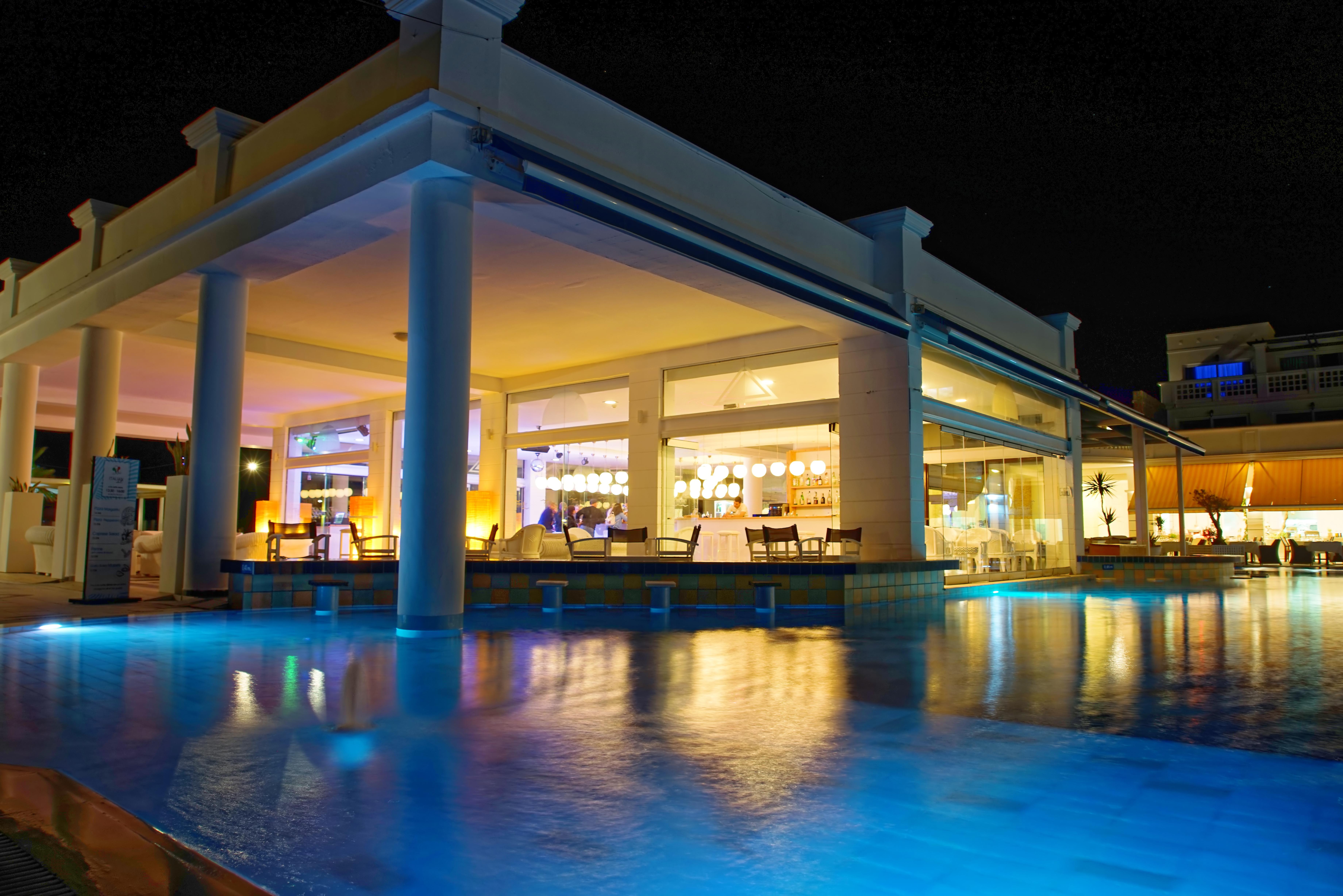 Minos Imperial Luxury Beach Resort & Spa Milatos Esterno foto The pool at the Royal